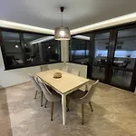 Apartment Premium In Private Nisim Batak