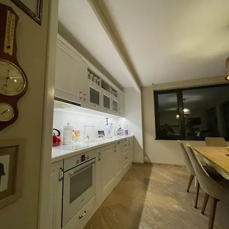 Premium In Private Nisim 公寓